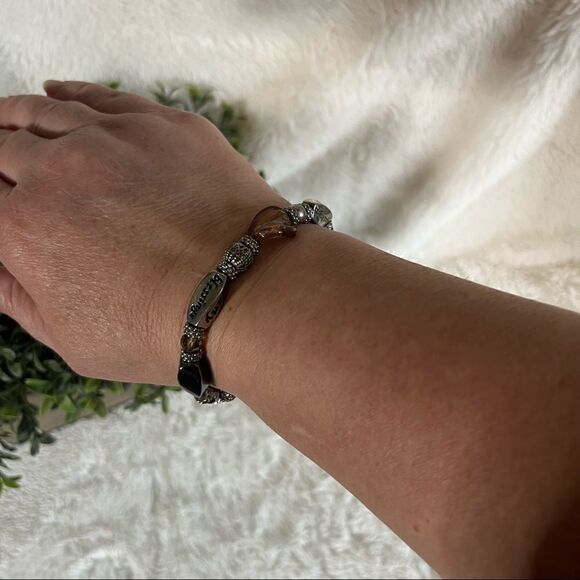 Count Your Many Blessings Stretchy Bracelet - Picture 4 of 5